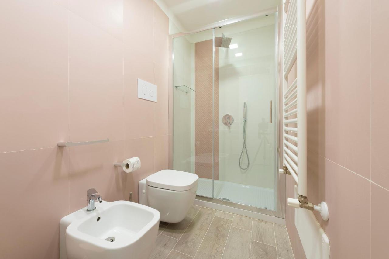 Ramo D'Oro Bed & Breakfast Наполи Екстериор снимка